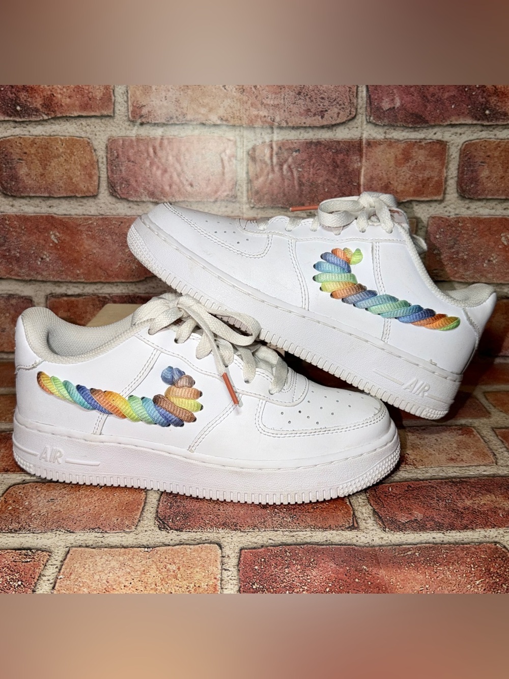 Pre-Owned Nike Air Force 1 Low White Rainbow Lace Swoosh GS Size 4Y FQ4948-100